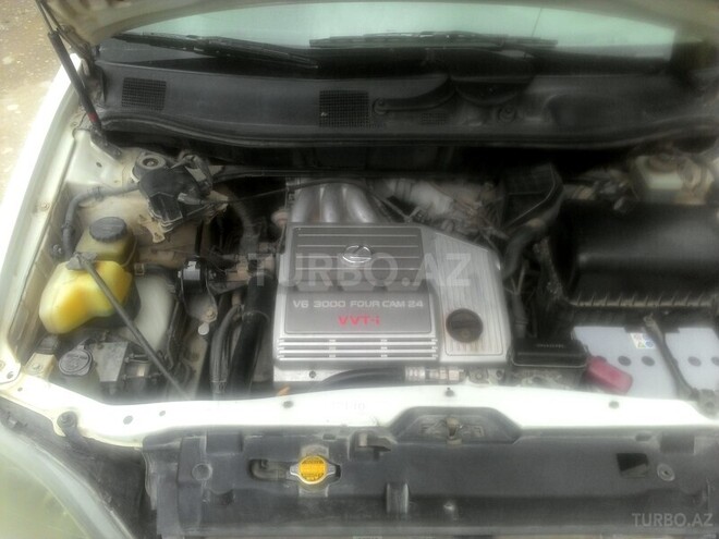 Lexus RX 300 2000, 140,000 km - 3.0 l - Quba