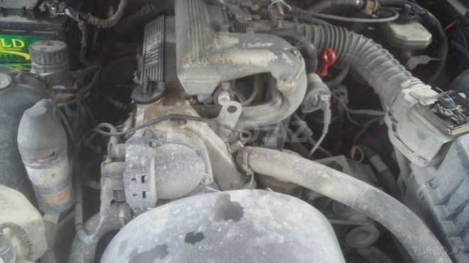 BMW 318 1991, 250,000 km - 1.8 l - Bakı