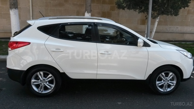 Hyundai ix35 2010, 75,000 km - 2.0 l - Bakı
