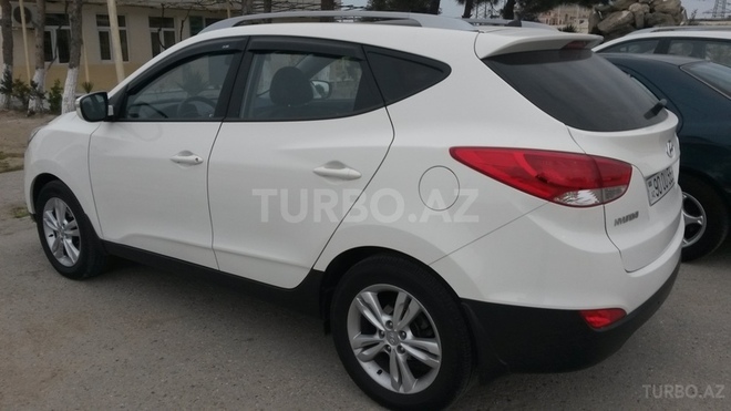 Hyundai ix35 2010, 75,000 km - 2.0 l - Bakı