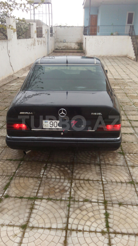 Mercedes E 200 1991, 999,997 km - 2.0 l - Bakı