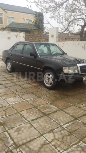 Mercedes E 200 1991, 999,997 km - 2.0 l - Bakı