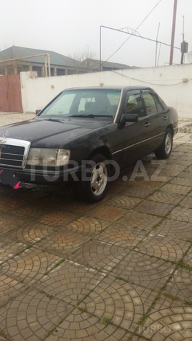Mercedes E 200 1991, 999,997 km - 2.0 l - Bakı