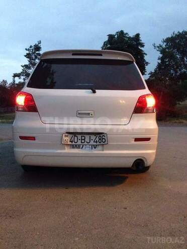 Mitsubishi Airtrek 2001, 190,000 km - 2.4 l - Quba