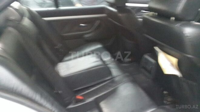 BMW 535 2002, 178,000 km - 3.5 l - Bakı