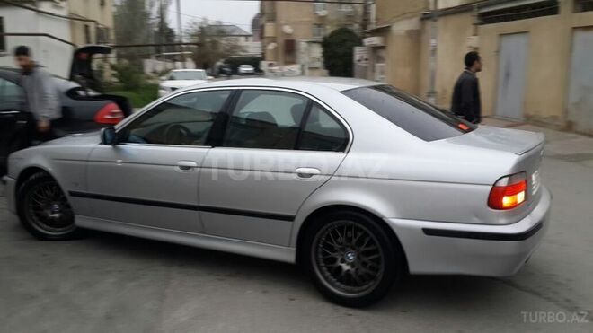 BMW 535 2002, 178,000 km - 3.5 l - Bakı