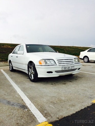 Mercedes C 230 1998, 139,000 km - 2.3 l - Bakı