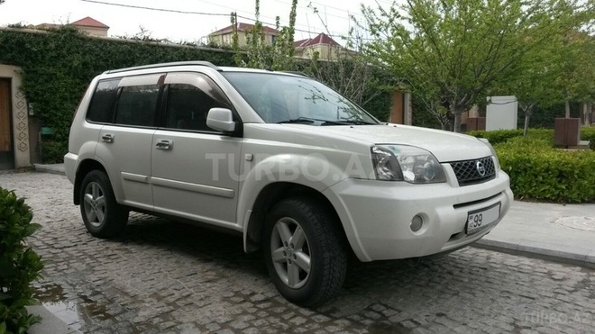 Nissan X-Trail 2004, 166,400 km - 2.0 l - Bakı