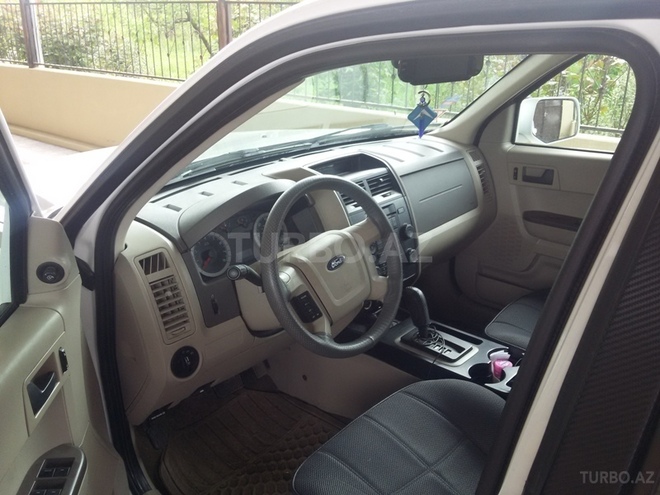 Ford Escape 2008, 173,000 km - 2.3 l - Goranboy