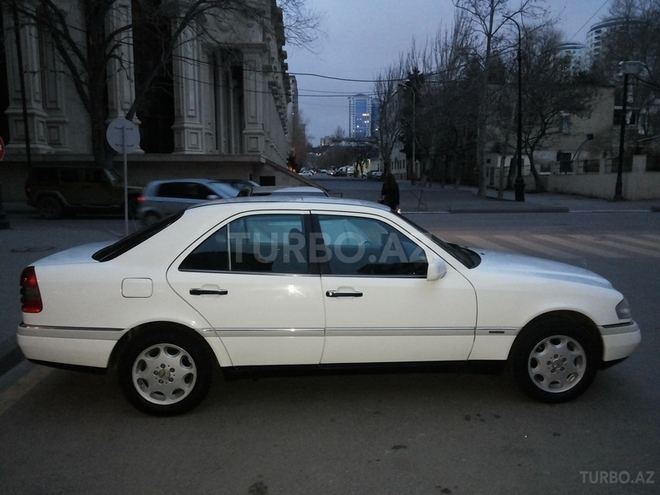 Mercedes C 180 1994, 2,600,000 km - 1.8 l - Bakı