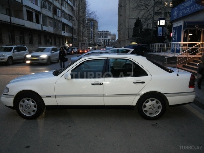 Mercedes C 180 1994, 2,600,000 km - 1.8 l - Bakı