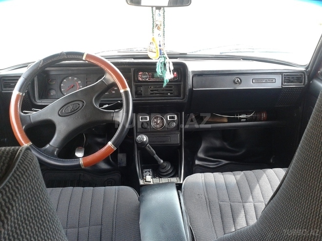 LADA (VAZ) 2107 1983, 900,000 km - 1.5 l - Şirvan