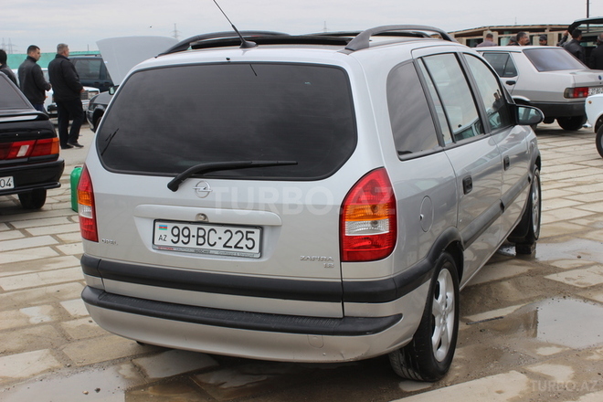 Opel Zafira 2001, 240,000 km - 1.8 л - Bakı