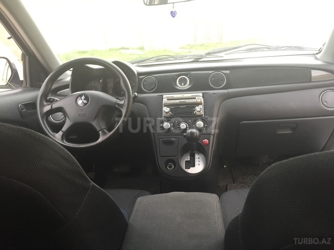 Mitsubishi Airtrek 2003, 180,000 km - 2.0 l - Bakı