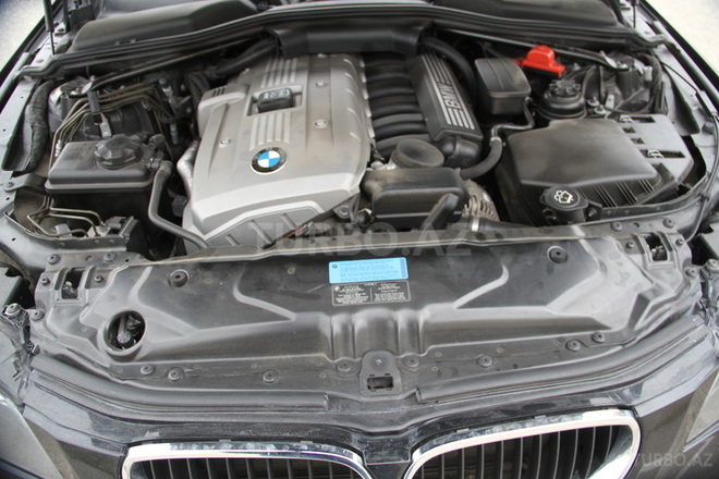 BMW 525 2005, 230,000 km - 2.5 l - Bakı