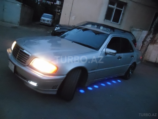 Mercedes C 230 1998, 189,200 km - 2.3 л - Bakı