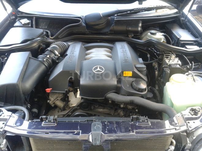 Mercedes E 240 2000, 217,000 km - 2.4 l - Bakı