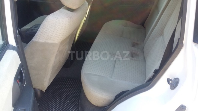 Mitsubishi Pajero io 2002, 213,123 km - 2.0 l - Bakı