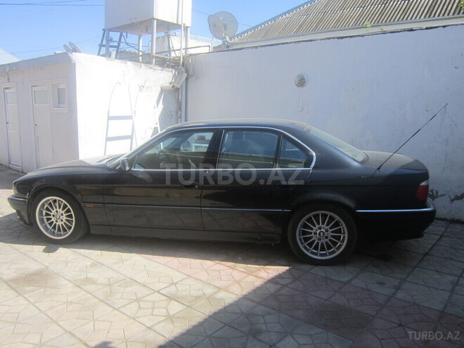 BMW 750 1996, 210,000 km - 4.4 l - Gəncə