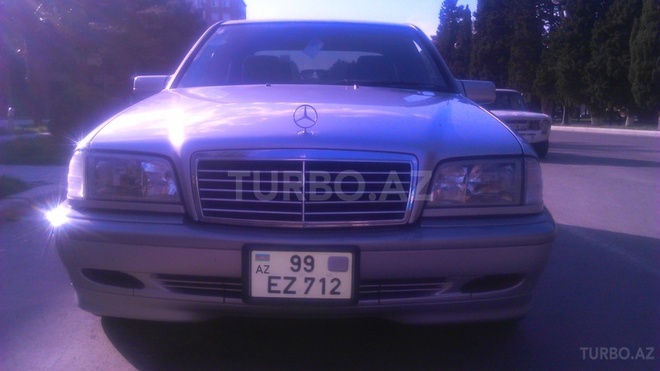 Mercedes C 200 1999, 110,000 km - 2.0 л - Sumqayıt