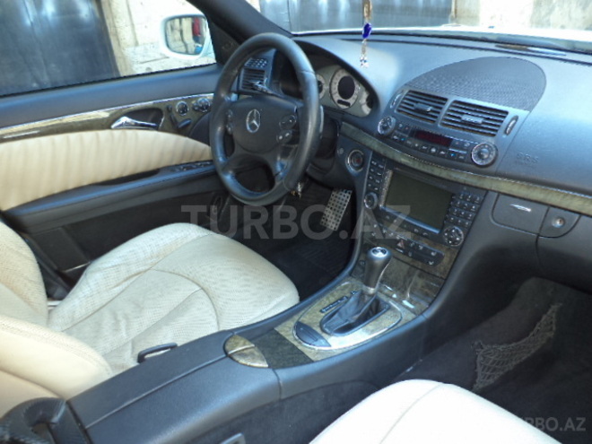 Mercedes E 350 2007, 125,000 km - 3.5 l - Bakı