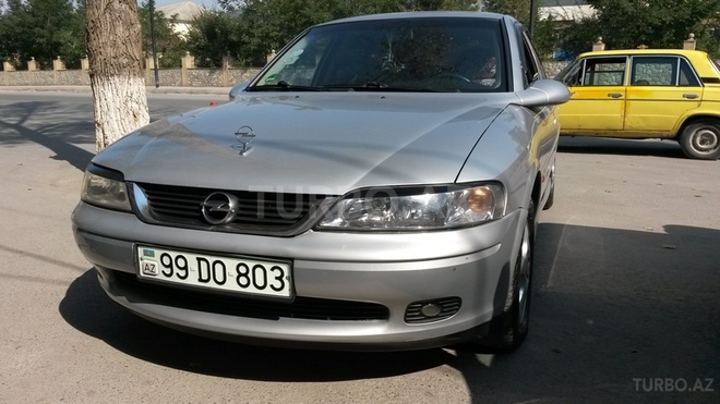 Opel Vectra 1999, 162,000 km - 1.6 l - Göyçay