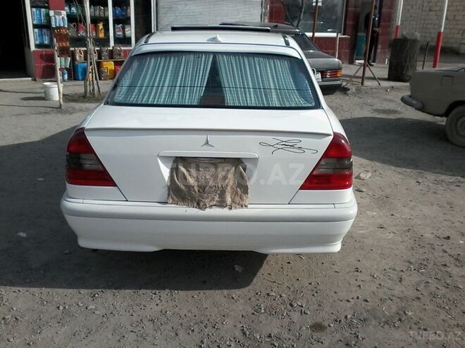 Mercedes C 220 1995, 200,000 km - 2.2 l - Mingəçevir