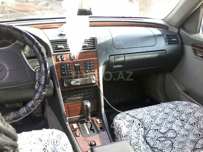 Mercedes C 220 1995, 200,000 km - 2.2 l - Mingəçevir