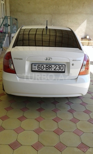 Hyundai Accent 2010, 80,200 km - 1.4 л - Tovuz