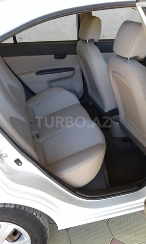 Hyundai Accent 2010, 80,200 km - 1.4 л - Tovuz