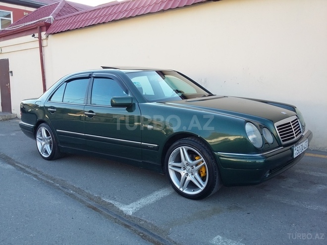 Mercedes E 230 1996, 332,244 km - 2.3 l - Bakı