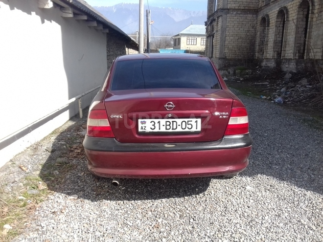 Opel Vectra 1996, 250,000 km - 0.2 l - İsmayıllı