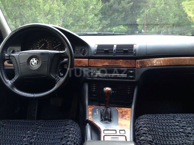 BMW 523 1997, 250,000 km - 2.5 l - Sumqayıt