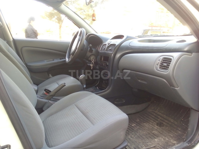 Nissan Sunny 2008, 133,800 km - 1.6 л - Zərdab