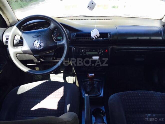 Volkswagen Passat 2001, 200,000 km - 1.8 л - Sumqayıt