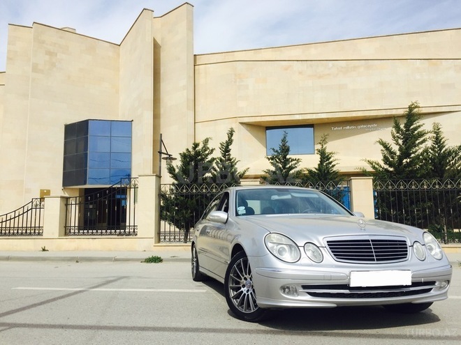 Mercedes E 220 2002, 248,200 km - 2.2 l - Bakı