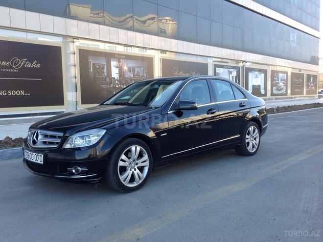 Mercedes C 200 2010, 106,500 km - 1.8 л - Bakı