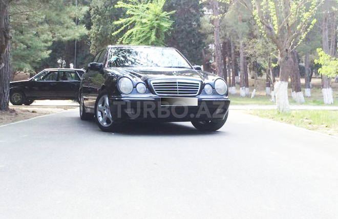Mercedes E 320 2000, 238,500 km - 3.2 l - Sumqayıt