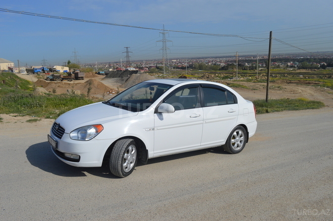 Hyundai Accent 2009, 140,000 km - 1.6 л - Bakı
