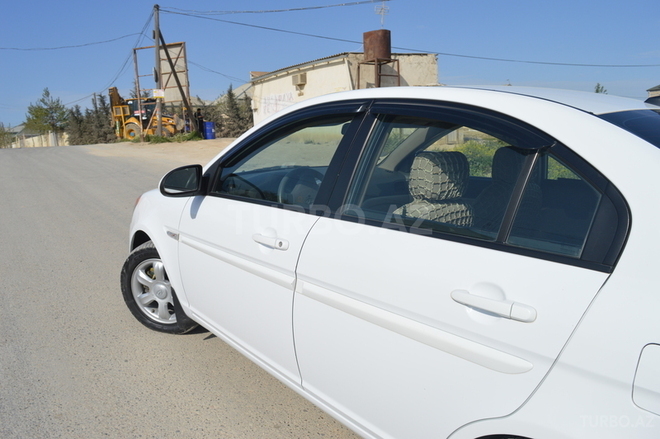 Hyundai Accent 2009, 140,000 km - 1.6 л - Bakı