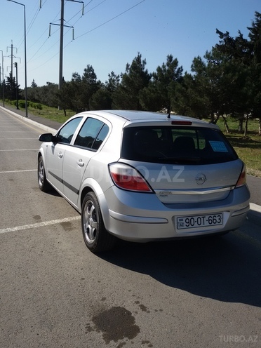 Opel Astra 2005, 143,000 km - 1.8 l - Bakı