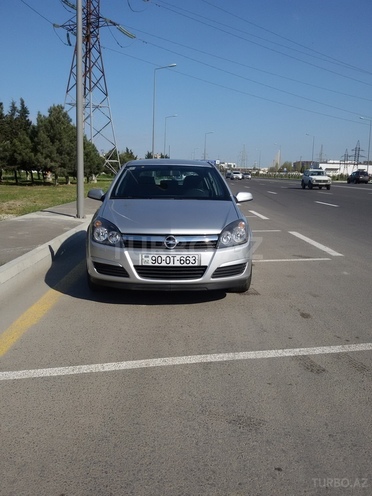 Opel Astra 2005, 143,000 km - 1.8 l - Bakı
