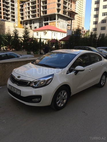 Kia Rio 2015, 8,700 km - 1.4 л - Bakı