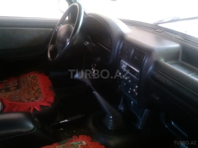 GAZ 3110 2004, 175,000 km - 2.4 l - Gəncə