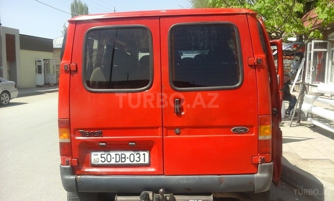 Ford Transit 1999, 320,000 km - 2.4 l - İsmayıllı