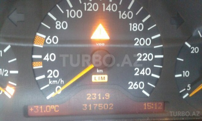 Mercedes E 300 1998, 317,502 km - 3.0 l - Bakı
