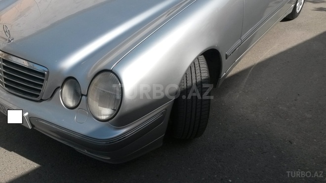 Mercedes E 240 2001, 177,000 km - 2.6 l - Bakı