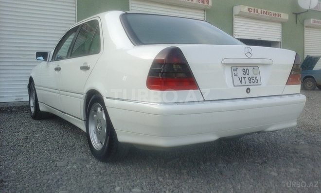Mercedes C 230 1999, 120,000 km - 2.3 l - Xaçmaz