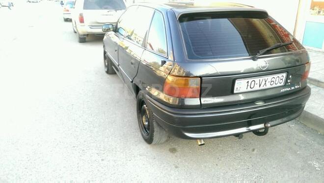 Opel Astra 1997, 304,000 km - 1.6 l - Bakı