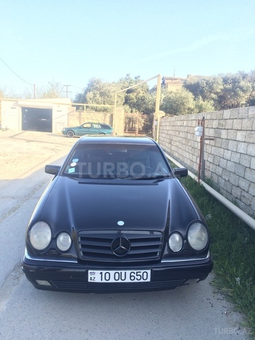 Mercedes E 320 1998, 315,000 km - 3.2 l - Bakı